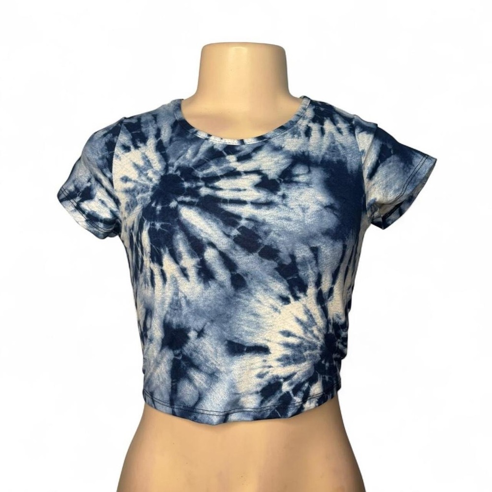 Y2K Blue and white tie dye crop top